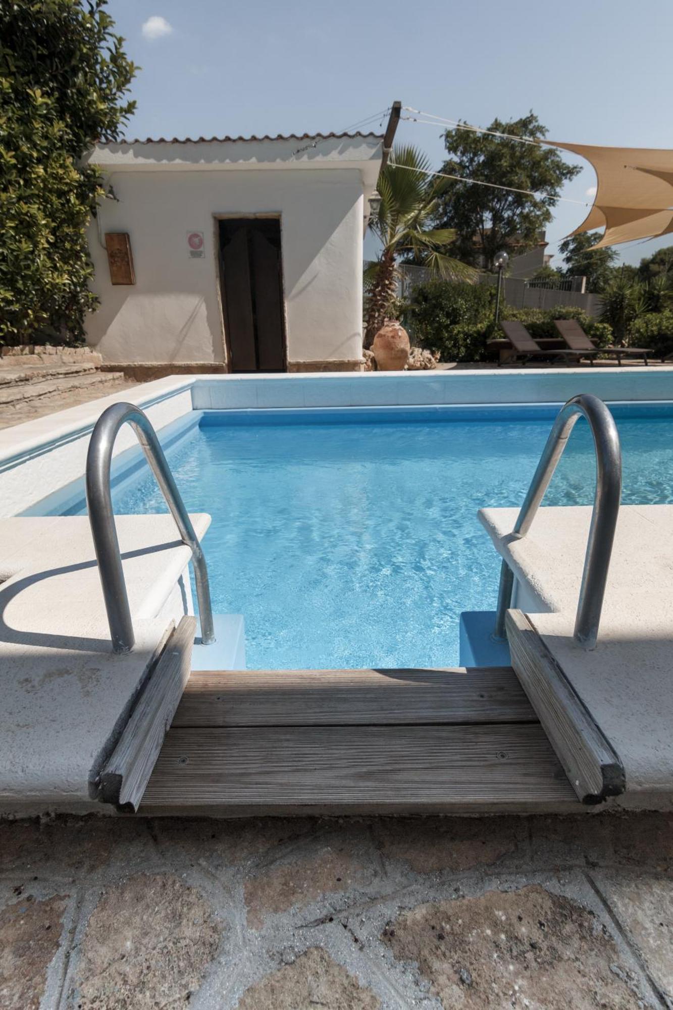 Villa Lina Bed&Breakfast Таранто Экстерьер фото